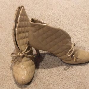 Patent booties